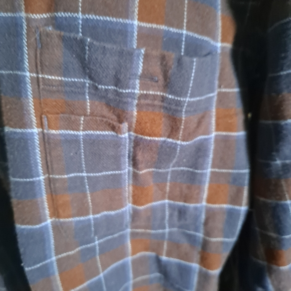 Flannel.🌈 - Picture 5 of 7